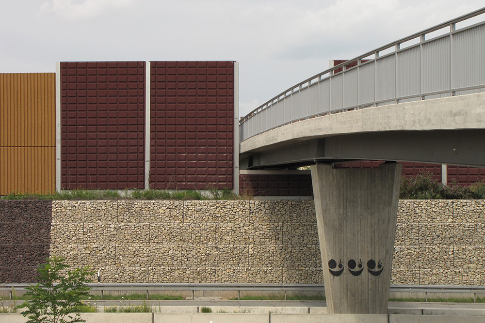 Spielband am Lärmschutzwall – Bild 4