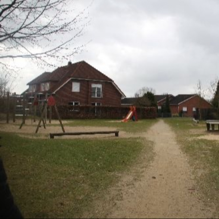 Spielplatz Wilhelm-Busch-Straße – Bild 1