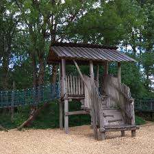 Naturnaher Spielplatz – Bild 2