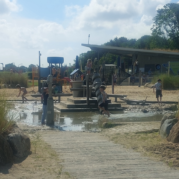 Spielplatz Strandweg – Bild 2