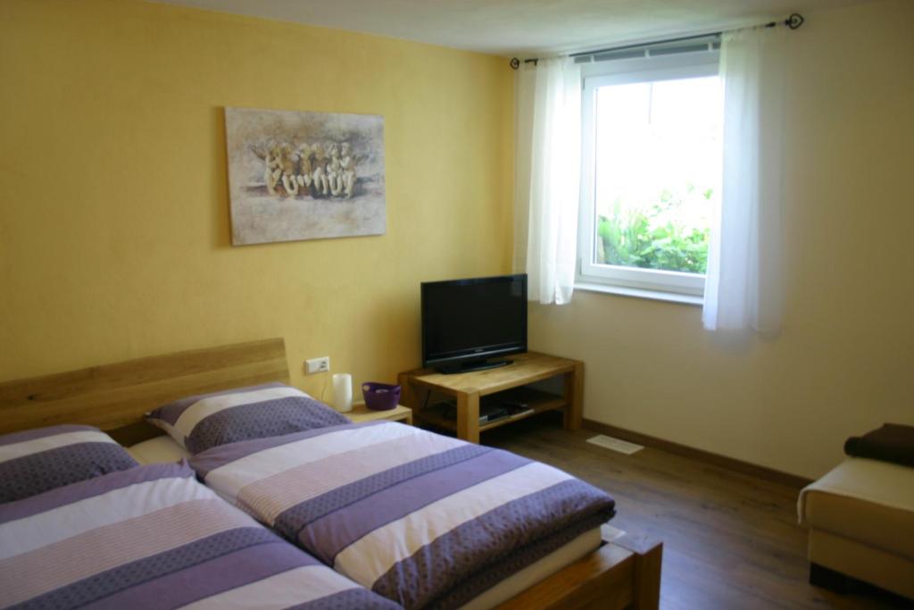 FelsengartenHof Ferienwohnung auf dem Winzer- und Bauernhof – Bild 6