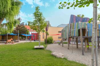 Spielplatz – Bild 2