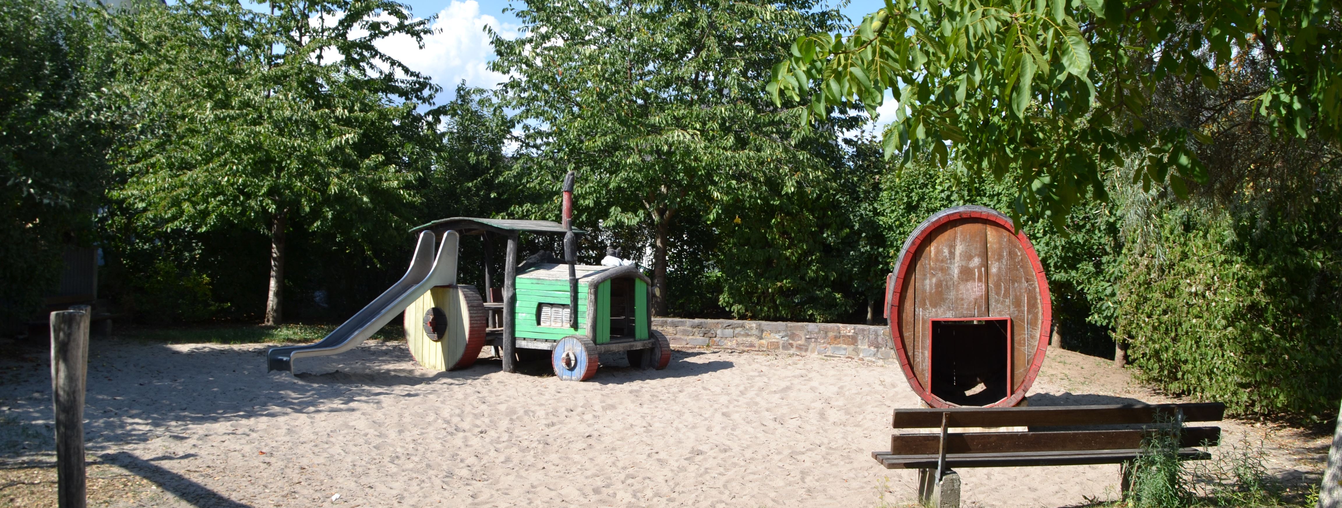 Trimm-Dich-Platz Höhenpark Rochusberg – Bild 2