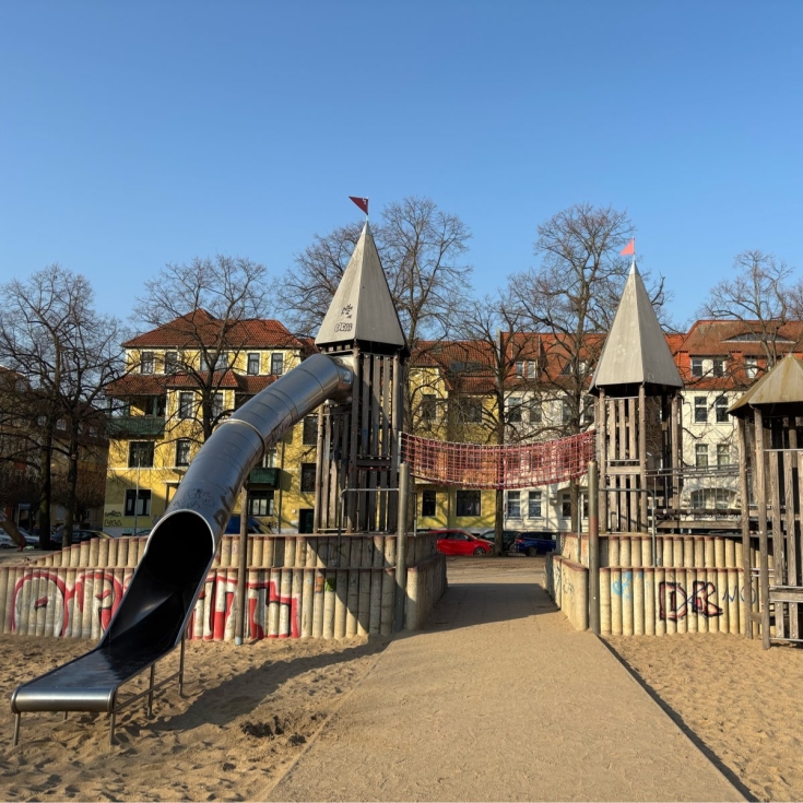 Spielplatz Schellheimer Platz – Bild 1