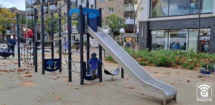 Spielplatz am Warrington-Platz – Bild 2