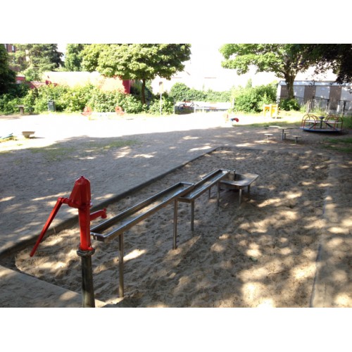 Spielplatz – Bild 1