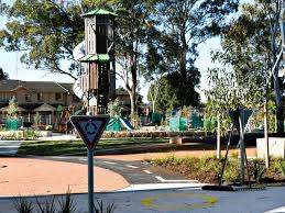 Oland Heights (Deerfield Dr.) Playground – Bild 6