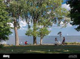 Alexandre-Bourgeau Park – Bild 2