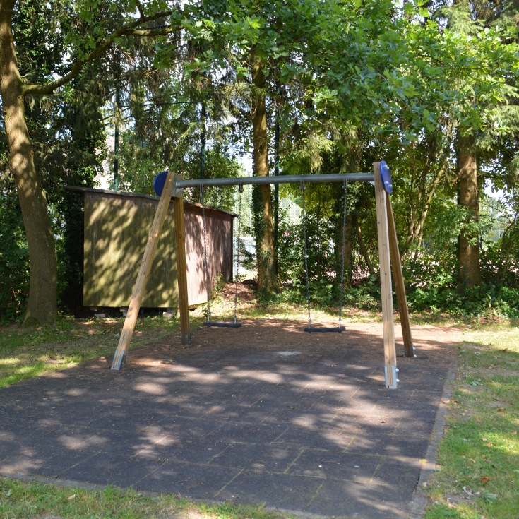 Spielplatz Am Dorfweiher – Bild 4