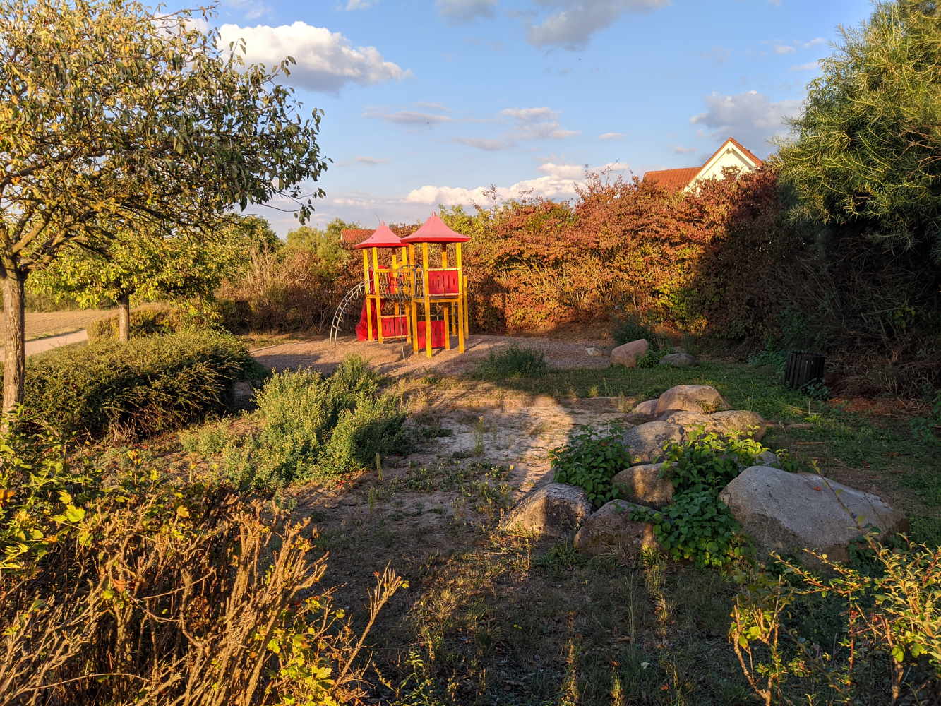 Spielplatz Hermann-Löns-Weg – Bild 3
