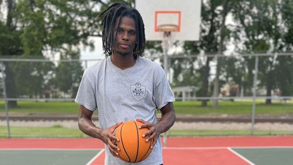 Basketball Court – Bild 4