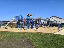 Waterside Estates Playground – Bild 3