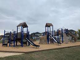 Waterside Estates Playground – Bild 4