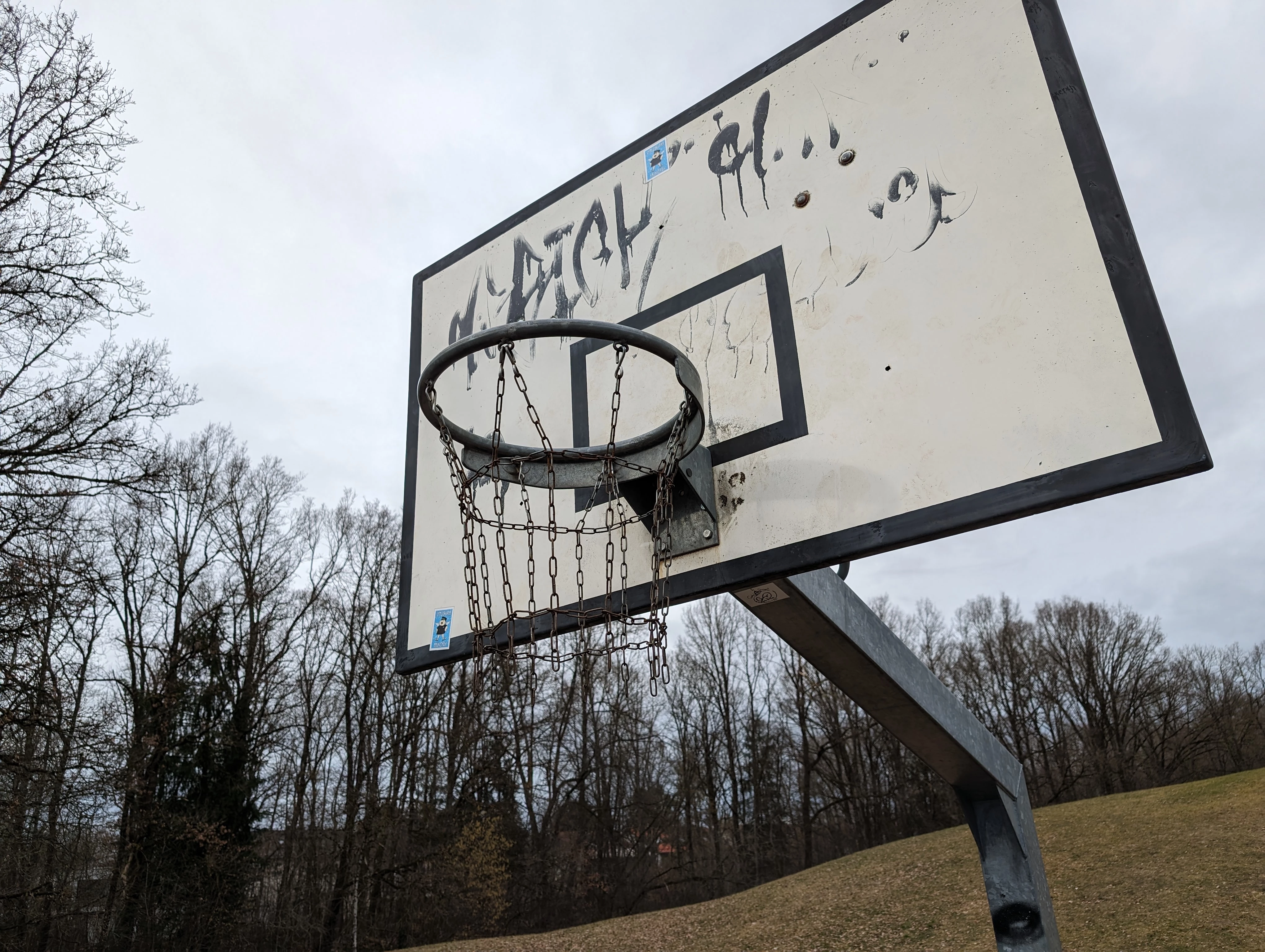 Basketballplatz – Bild 4