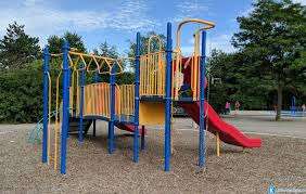 Peel Village Park – Bild 5