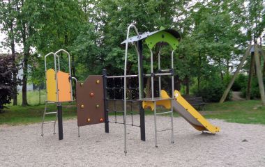 Spielplatz – Bild 1