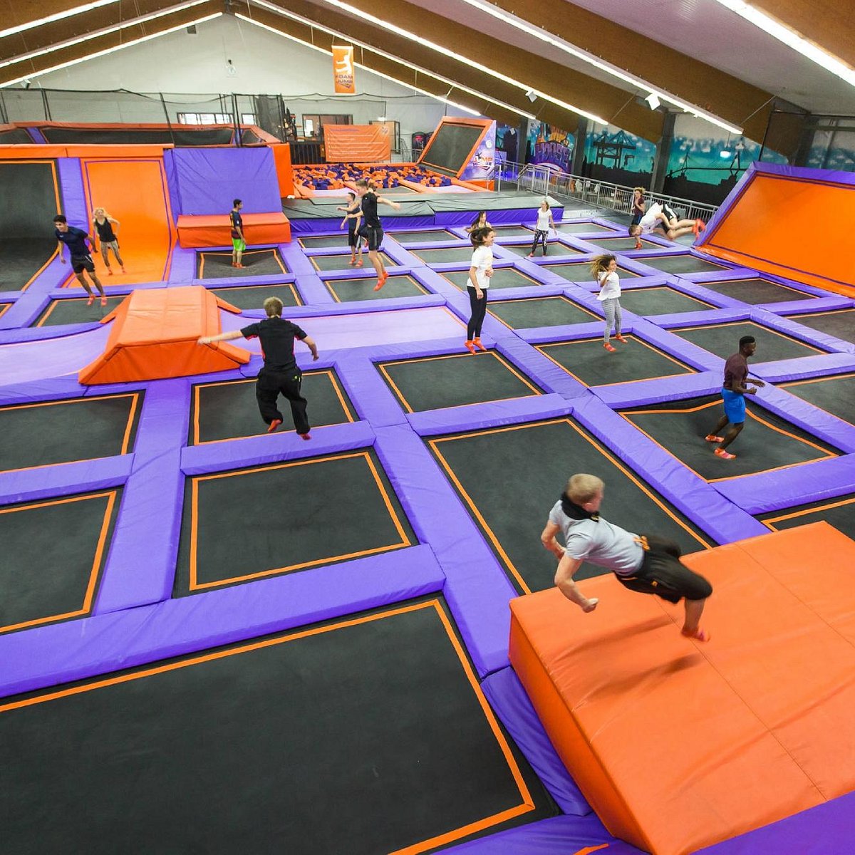 HAPPY JUMP - Halstenbek – Bild 4