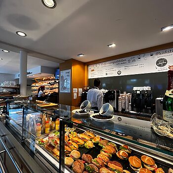 Bäckerei Goeken Café Schloß Neuhaus – Bild 2