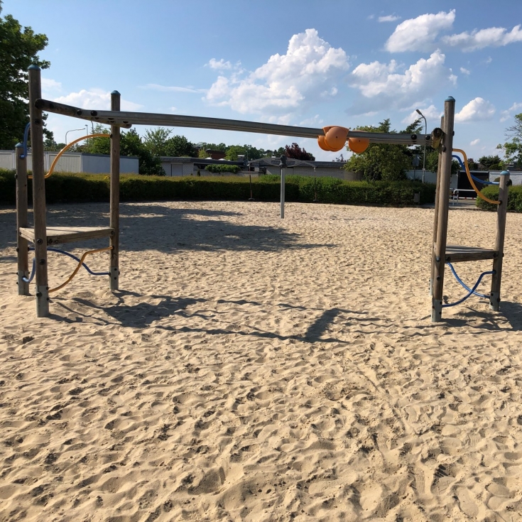 Spielplatz – Bild 2