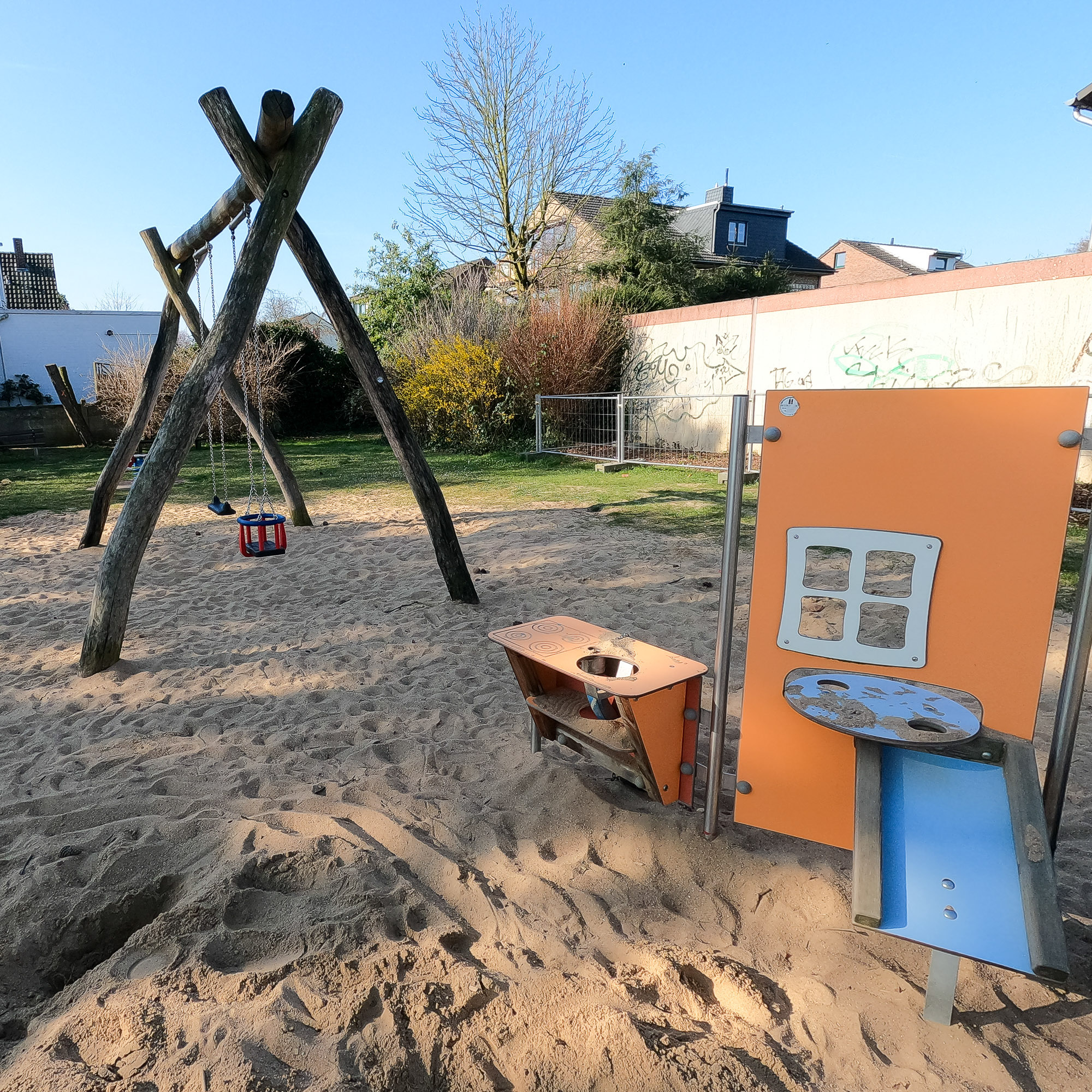 Spielplatz Helmholtzstraße – Bild 6