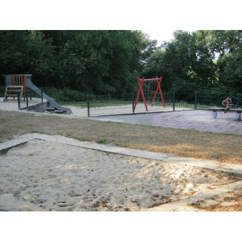 Spielplatz – Bild 2