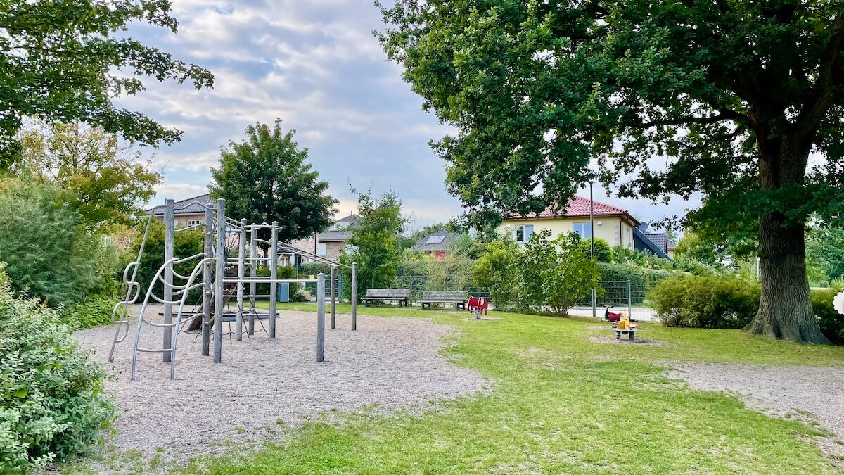 Spielplatz Buchenweg – Bild 1