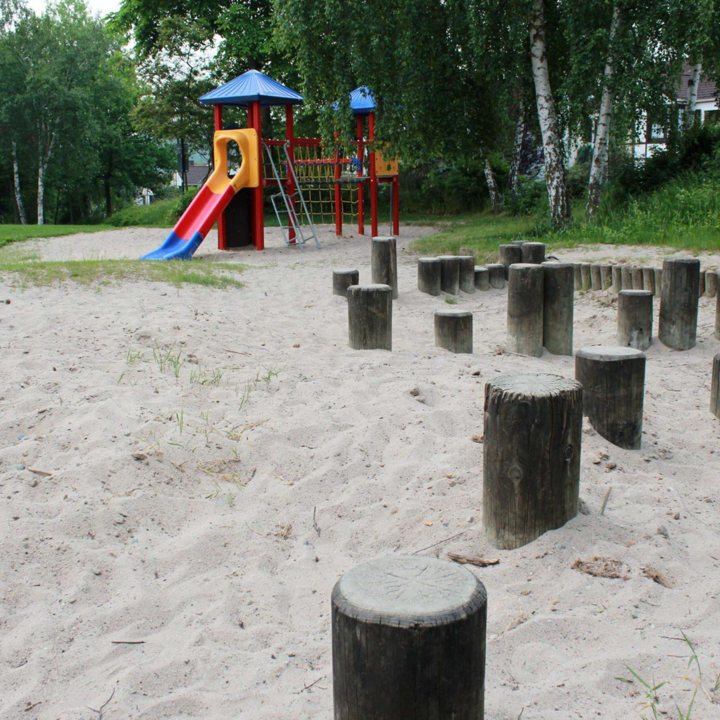 Spielplatz Schleichenbach 2 – Bild 2