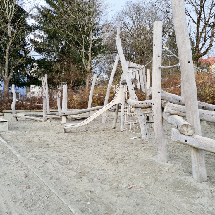 Spielplatz Krummer Weg – Bild 5