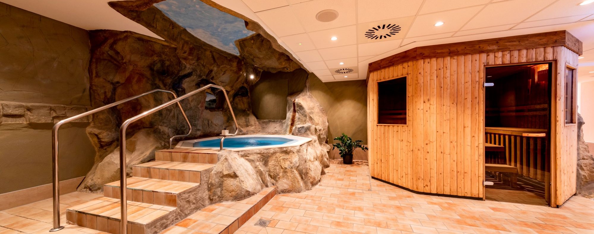 Salztal Paradies Erlebnisbad - Sauna - Eislaufhalle – Bild 4