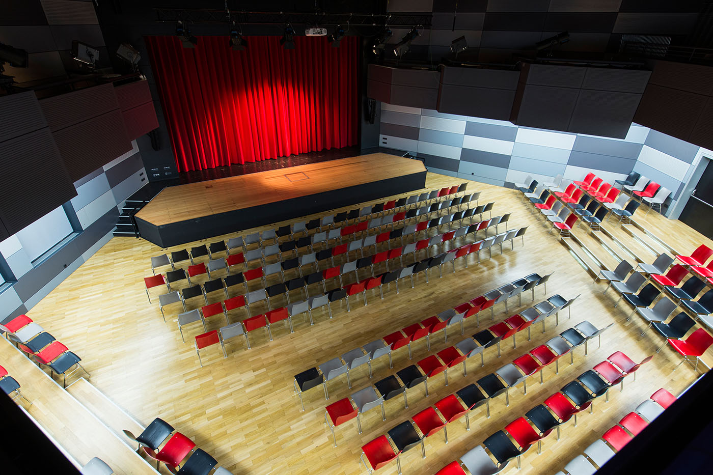 DAS ZENTRUM • Internationales Jugendkulturzentrum Bayreuth – Bild 3