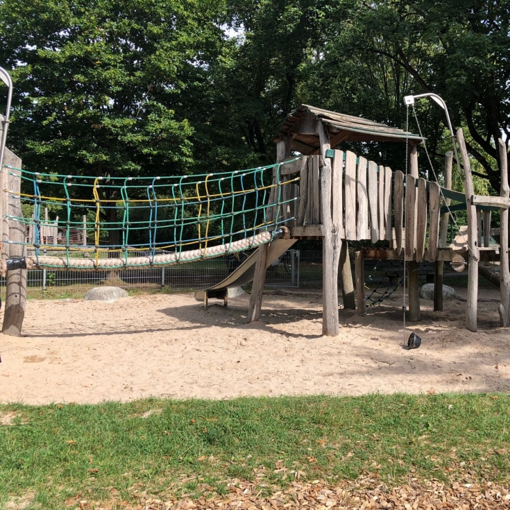 Spielplatz – Bild 2