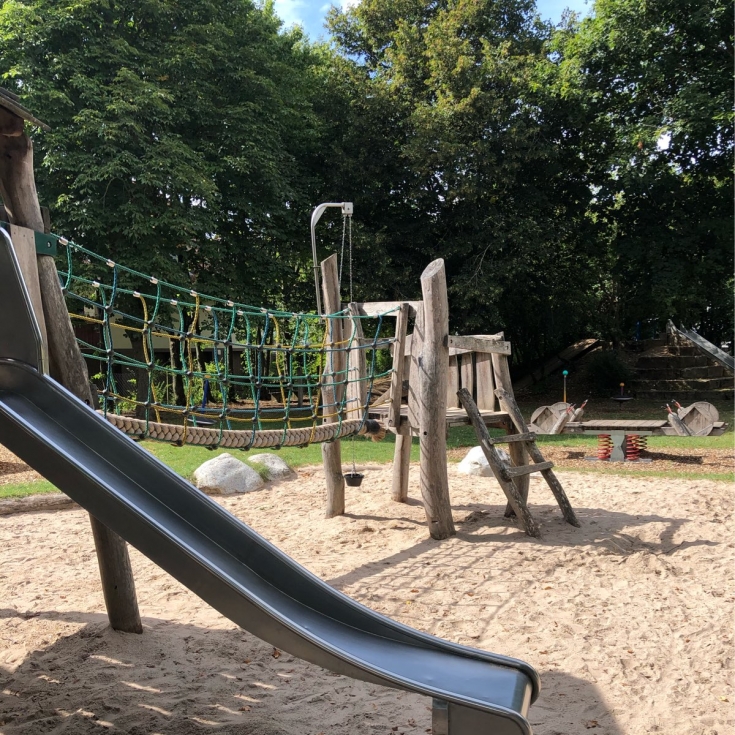 Spielplatz – Bild 4