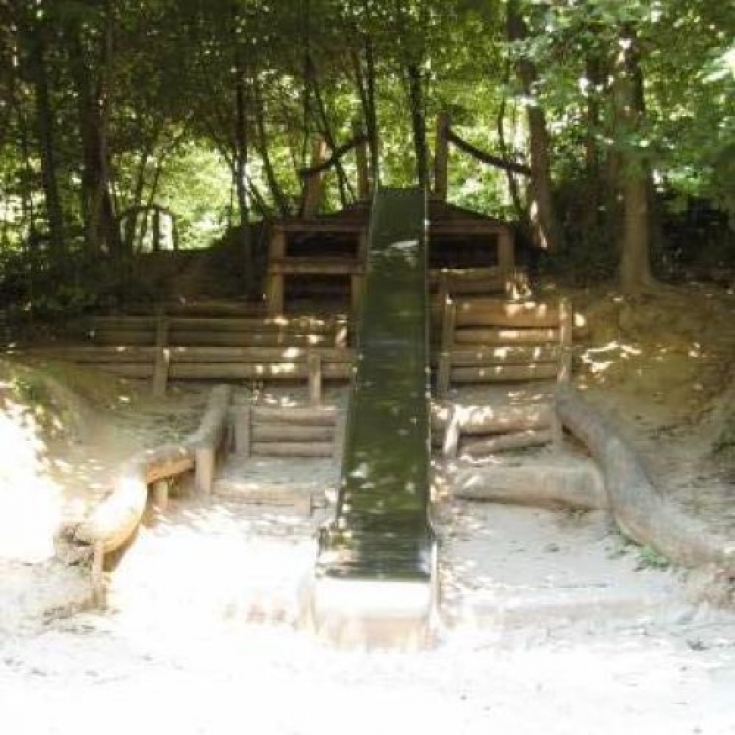 Abenteuerspielplatz Spuk im Wald – Bild 2