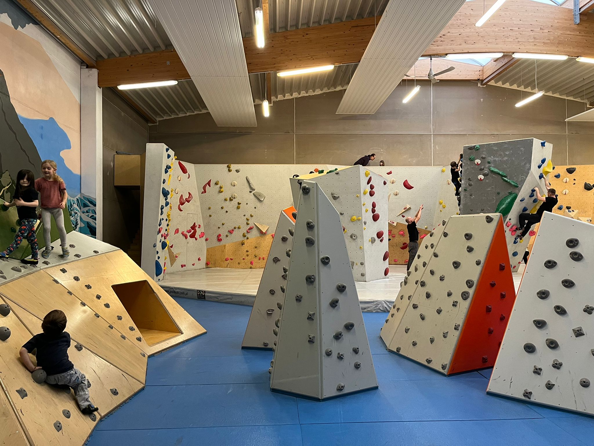 Boulders Habitat - Kletterhalle Beuel – Bild 3