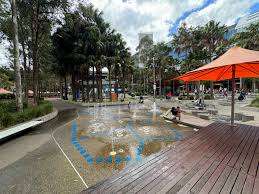 MacAulay's Lane (Rockcliff Cres.) Playground – Bild 4