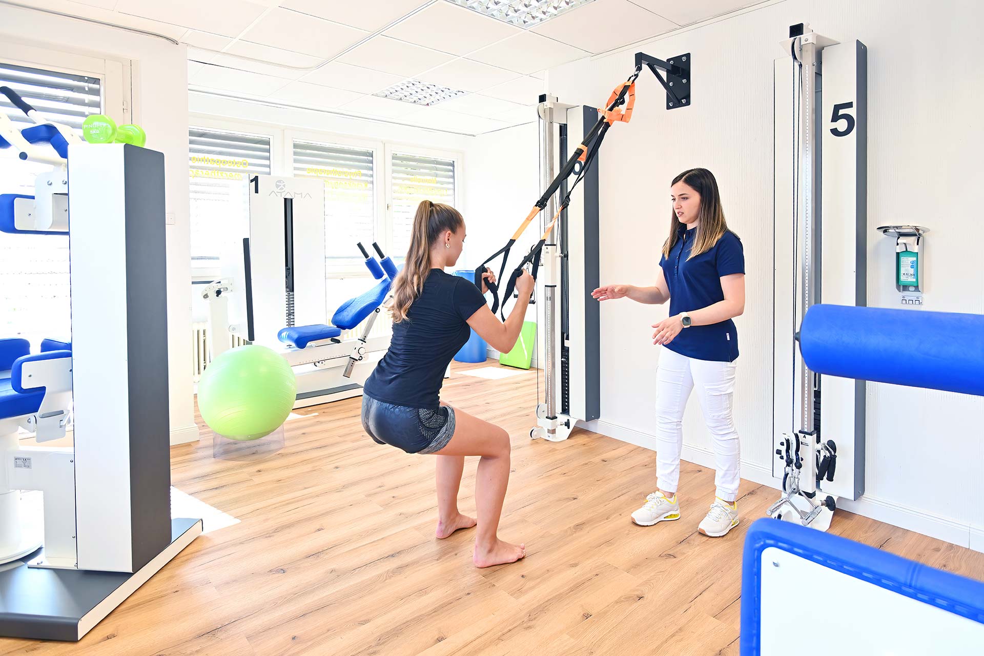 Körperhalt - Praxis für Sporttherapie, Physiotherapie und Fitness – Bild 2