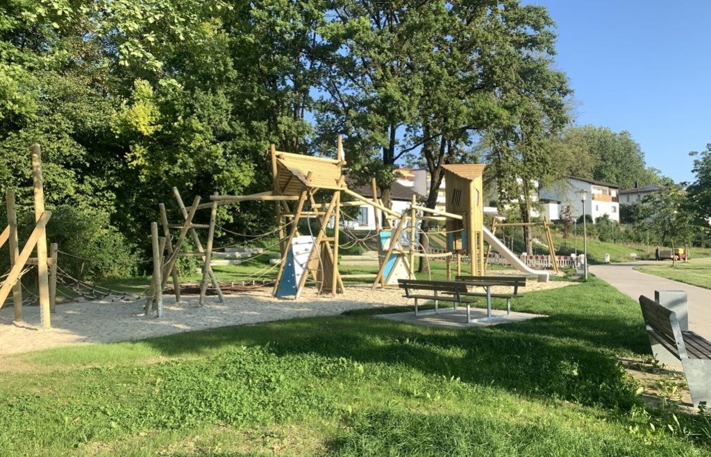 Niedrigseilgarten am Badylon – Bild 1