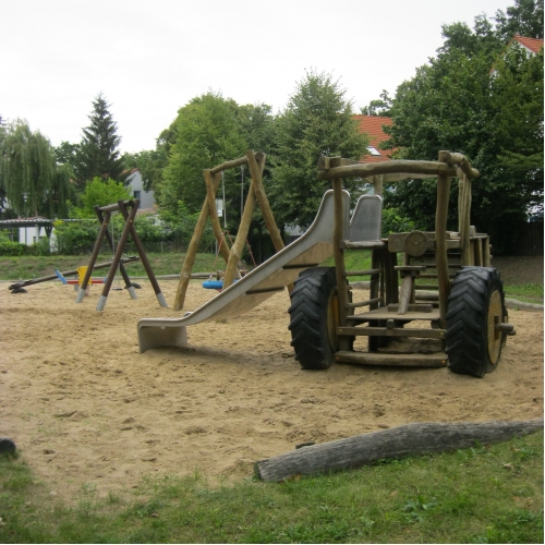 Spielplatz – Bild 2
