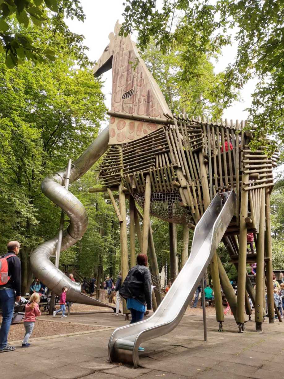 Giraffen Spielplatz – Bild 1