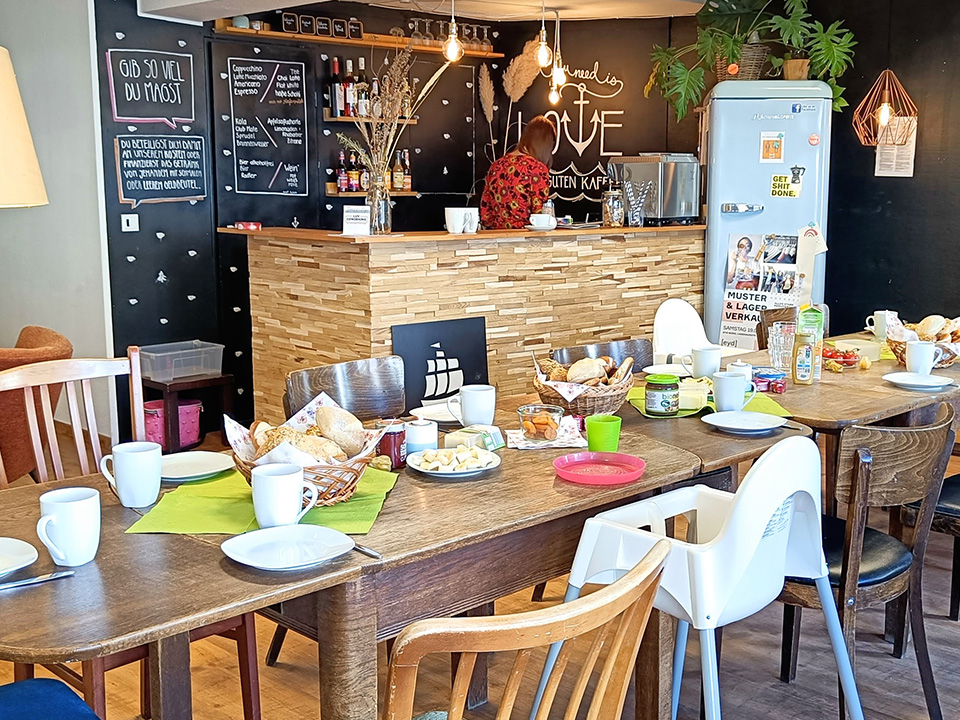 Café Luv – Bild 2