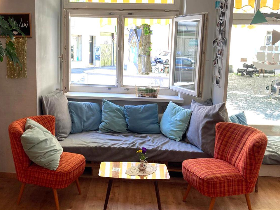 Café Luv – Bild 4