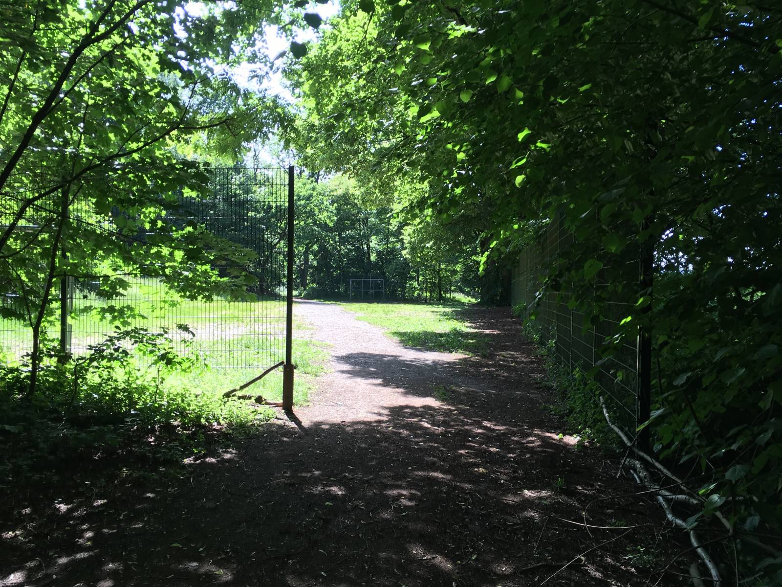 Bolzplatz Melanchthonstraße – Bild 2