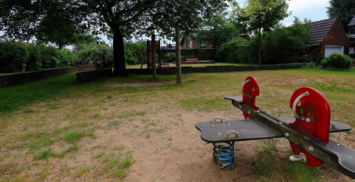 Spielplatz – Bild 1