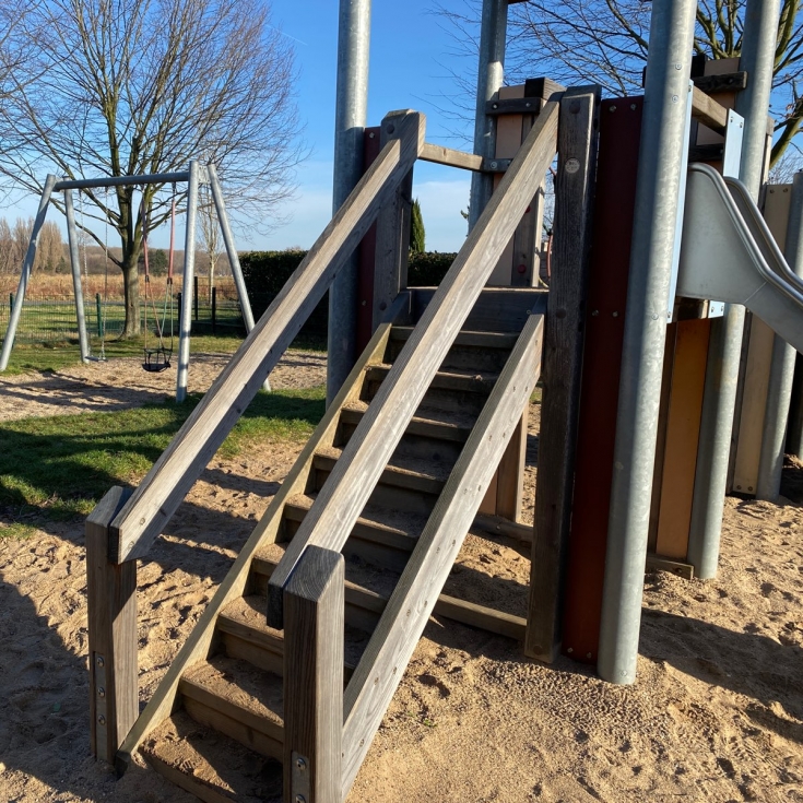 Spielplatz – Bild 4
