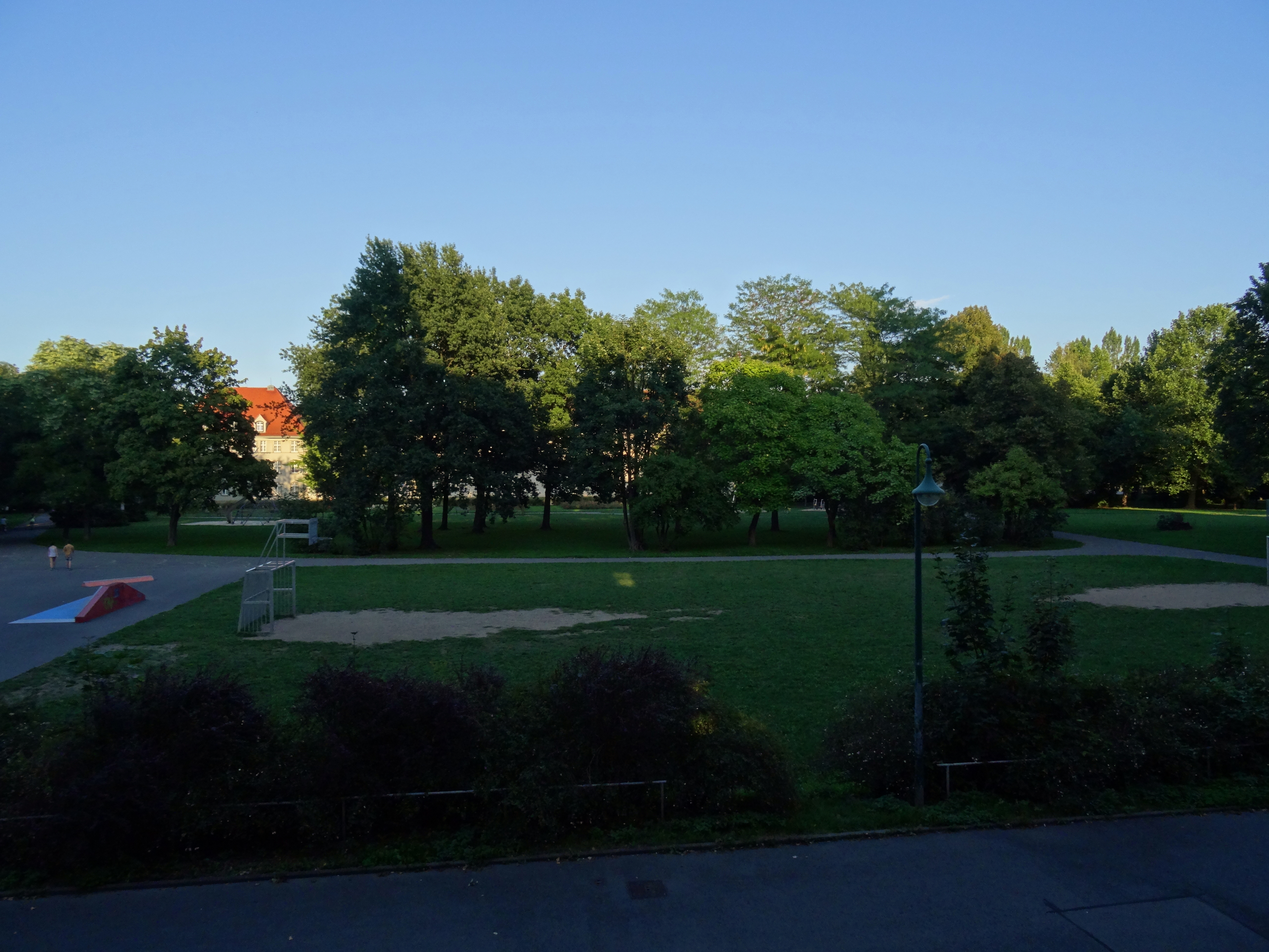 Ernst-Thälmann-Platz – Bild 6