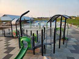 Cornell Rouge Woods Park Playground – Bild 4