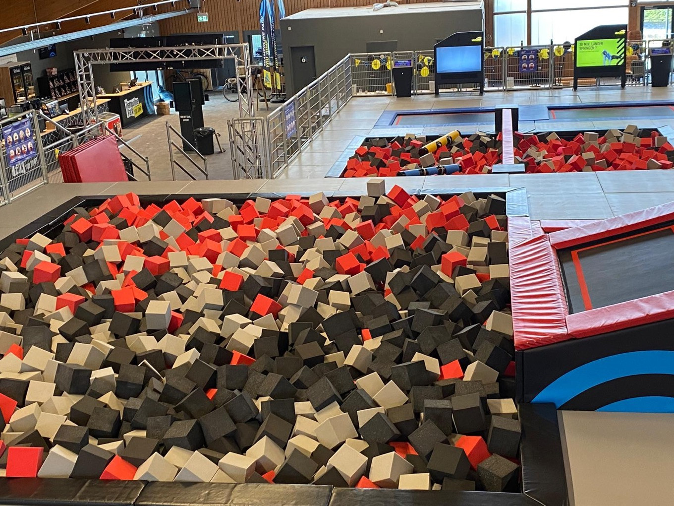 You Jump Recklinghausen | Trampolinpark – Bild 3