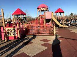 Mackenzie Glen District Park – Bild 6