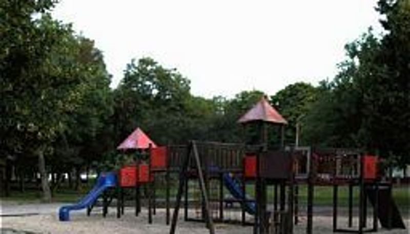 Spielplatz – Bild 2