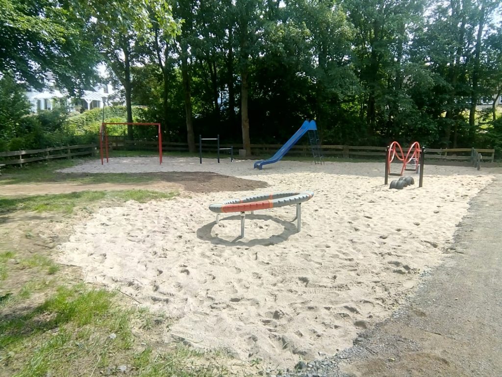 Spielplatz Kellerort – Bild 1